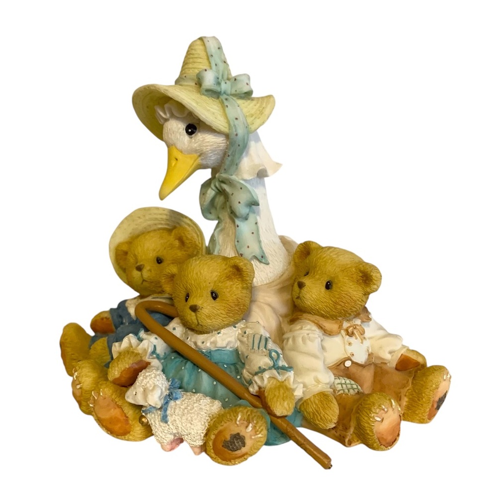 Cherished teddies Friends of a Feather Flock Together mother goose figure